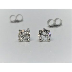 0.40 TCW SI3-I1 Clarity 14k Gold diamond Studs